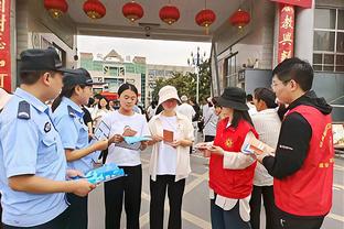 韩国前锋吴贤揆梅开二度，凯尔特人主场4-1轻取希伯尼安